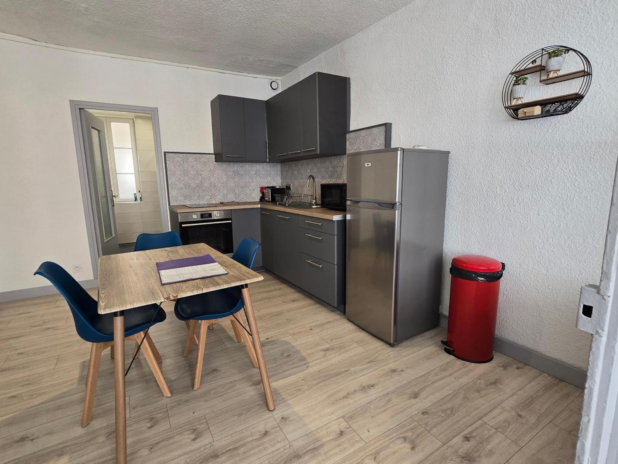 Appartement Au Calme Idealement Place A Macon. Exteriér fotografie